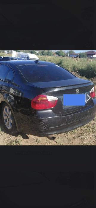 Vand bmw 320d avariat