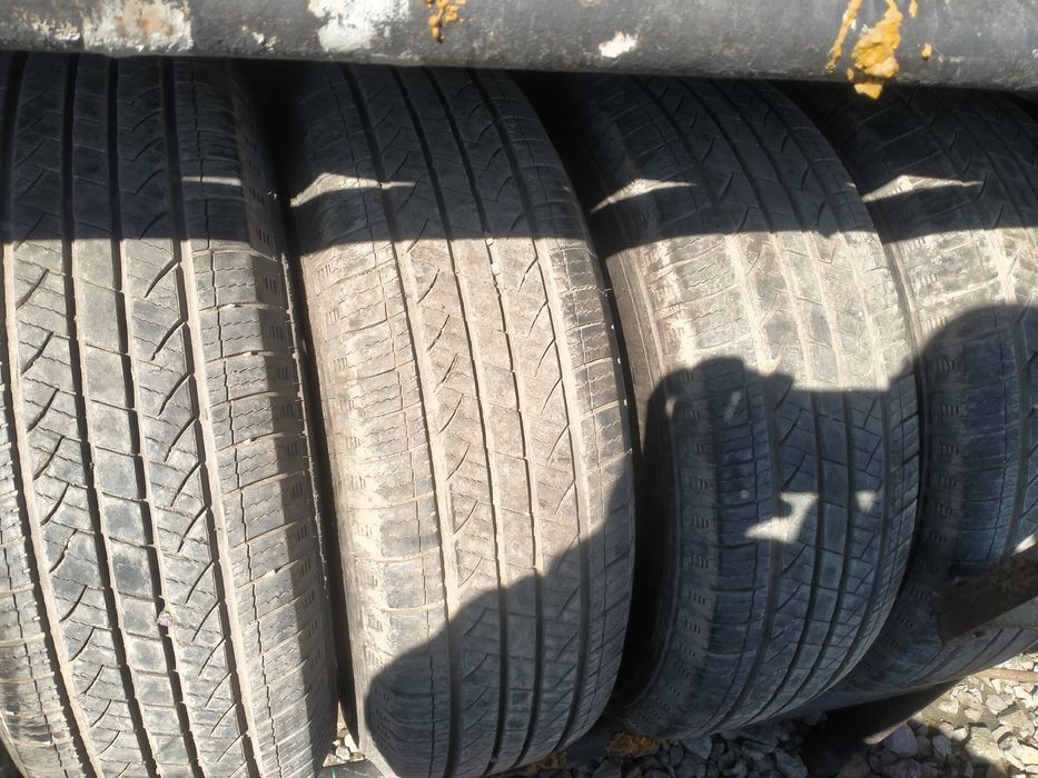 Продам резину 235/75/15