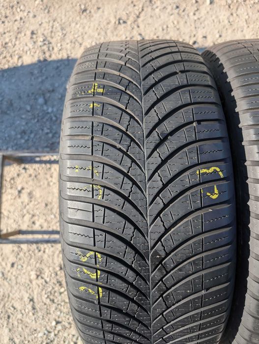 225/55 R17 • All Season • Goodyear Vector 4Seasons Gen 3 101W | 4 buc | DOT 2022-2024 | Pret/buc