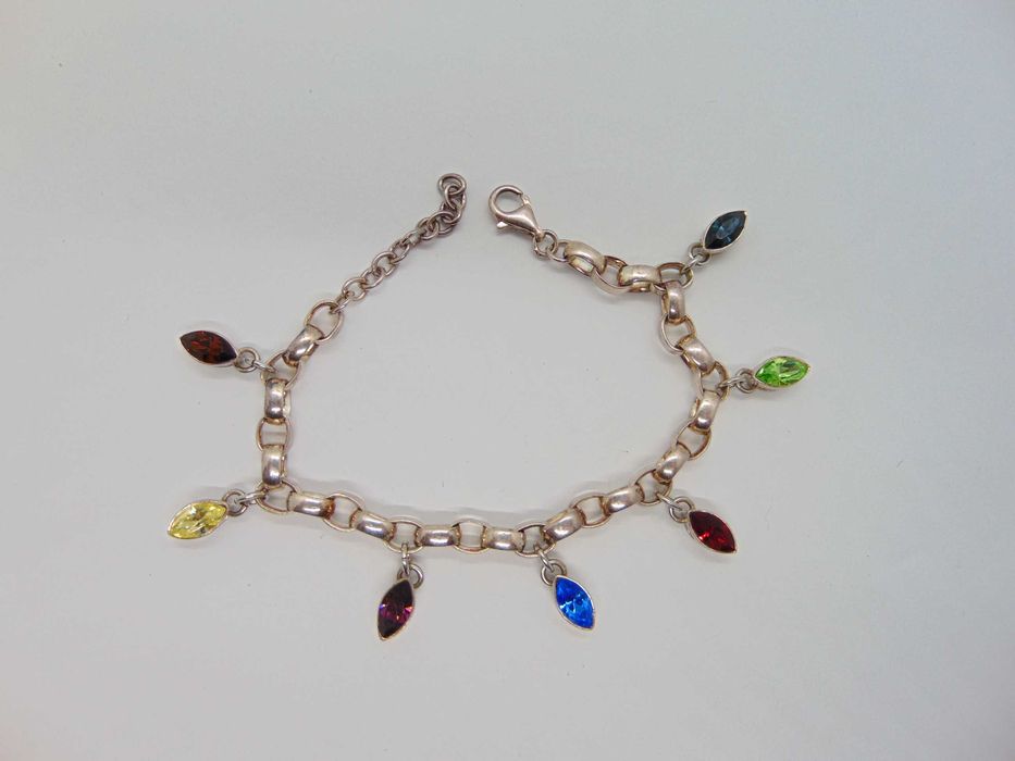 Bratara din argint cu charm uri
