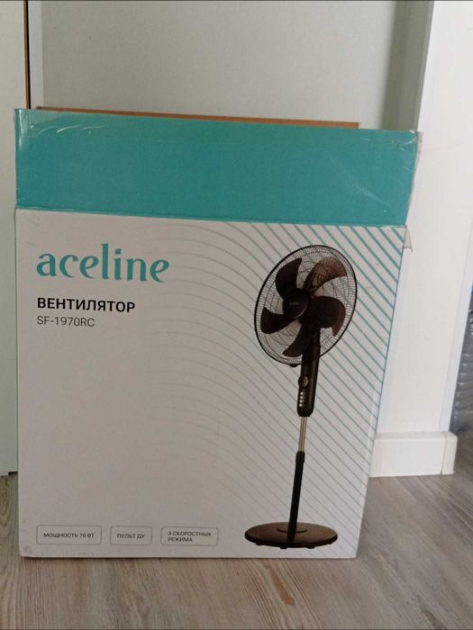 Вентилятор Aceline SF-1970RC черный