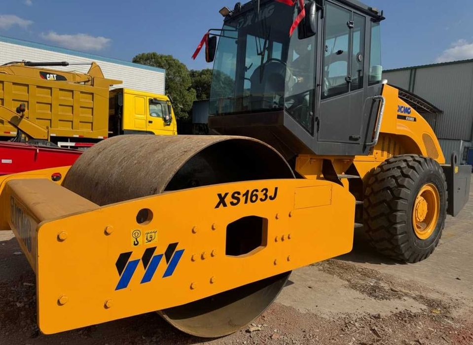 Дорожный каток -XMR403-4т.XS143J 14т.XS163J -16.XS203J-20т. XD83-8,5т.