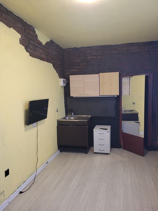 Дава се под наем Едностаен апартамент в София, Лозенец - 20 кв.м за 359.04 € - Снимка #1