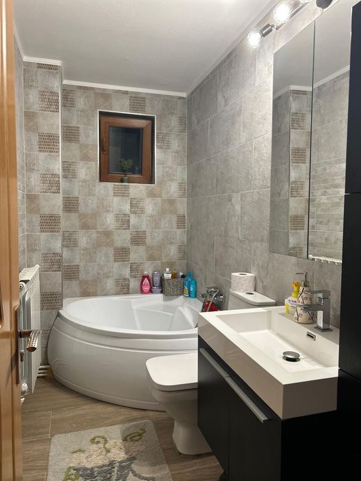 Apartament 3 cam. Bdul 1 Decembrie 1918