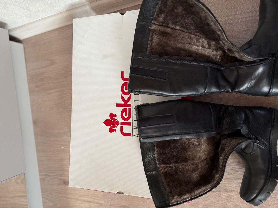 Сапоги длинные новые