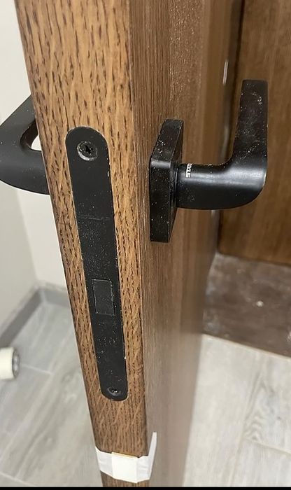 Профессиональная установка межкомнатных дверей