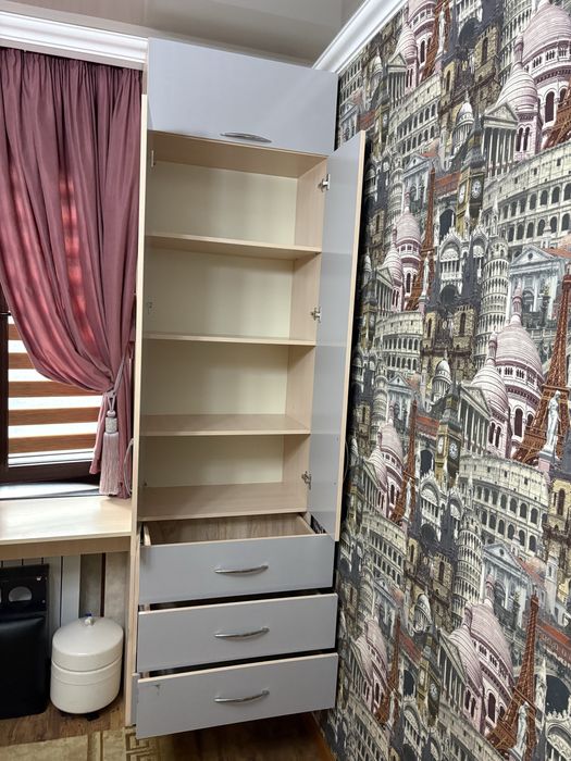 Продаю шкаф звоните