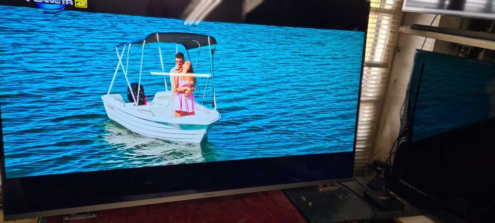 58" Телевизор Panasonic TX-58GXX889-/осма серия / - 4K/HDR/UHD/Smart TV .