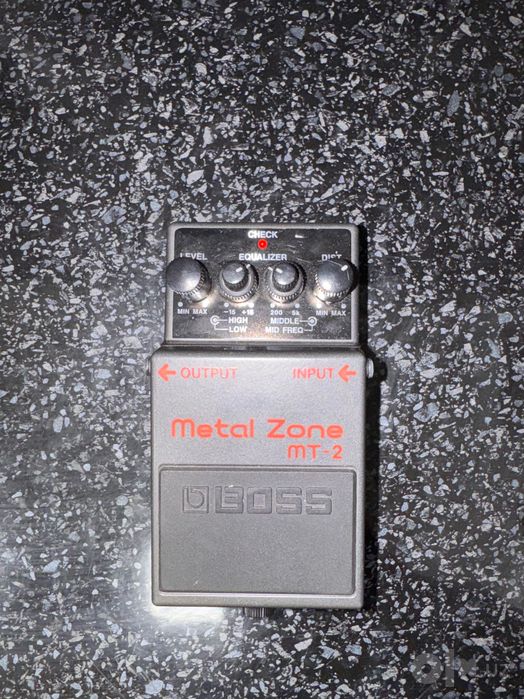 педаль metal zone