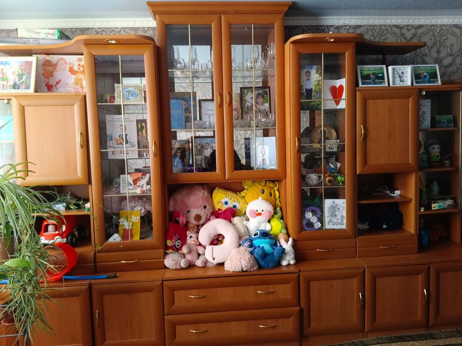 Продается стенка в отличном состоянии