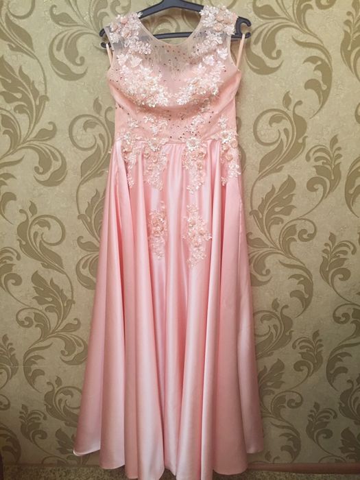 Продам вечернее платье