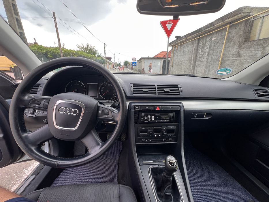 Vand Audi A4 2.0 TDI 2006