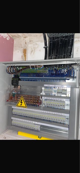 Servicii instalatii Electrice ( Case si Apartamente)