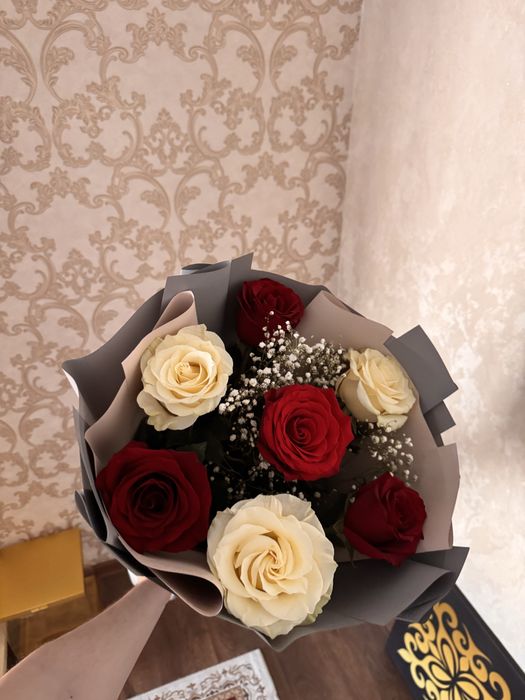 Букеты розы продаю