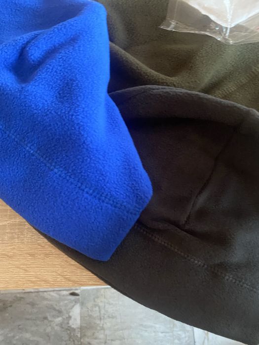 Модерни шапки с лого за сезона