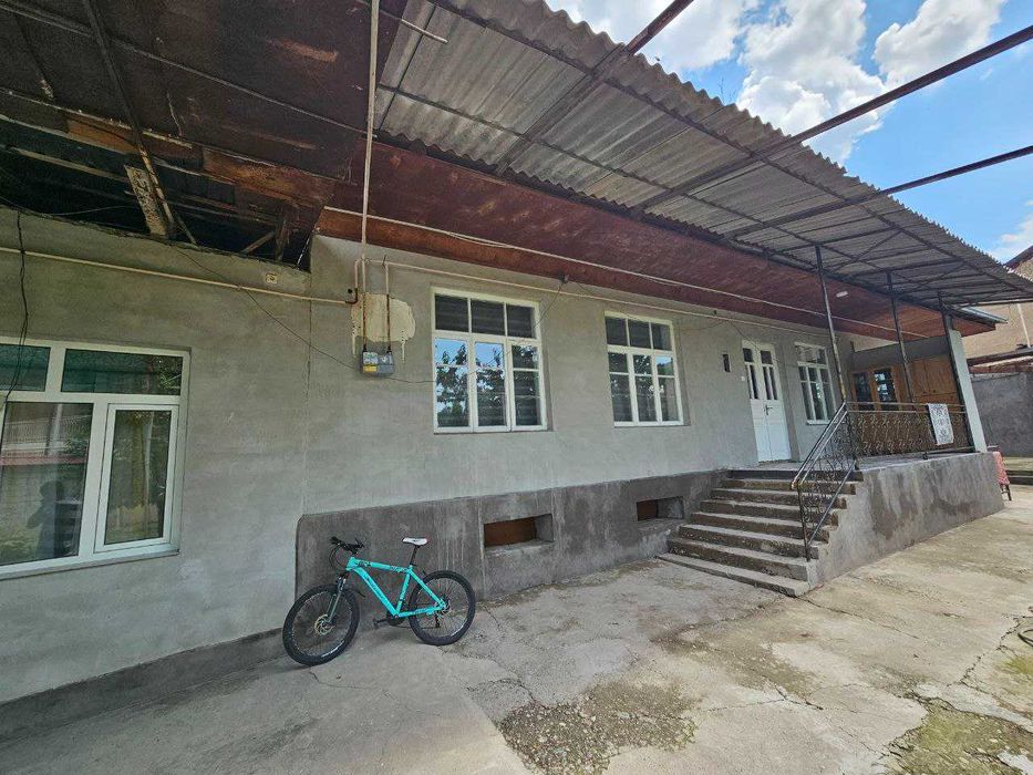 М.Улугбек туманида\7.5 сотокли ховли сотилади\ор-тир Экобозор\