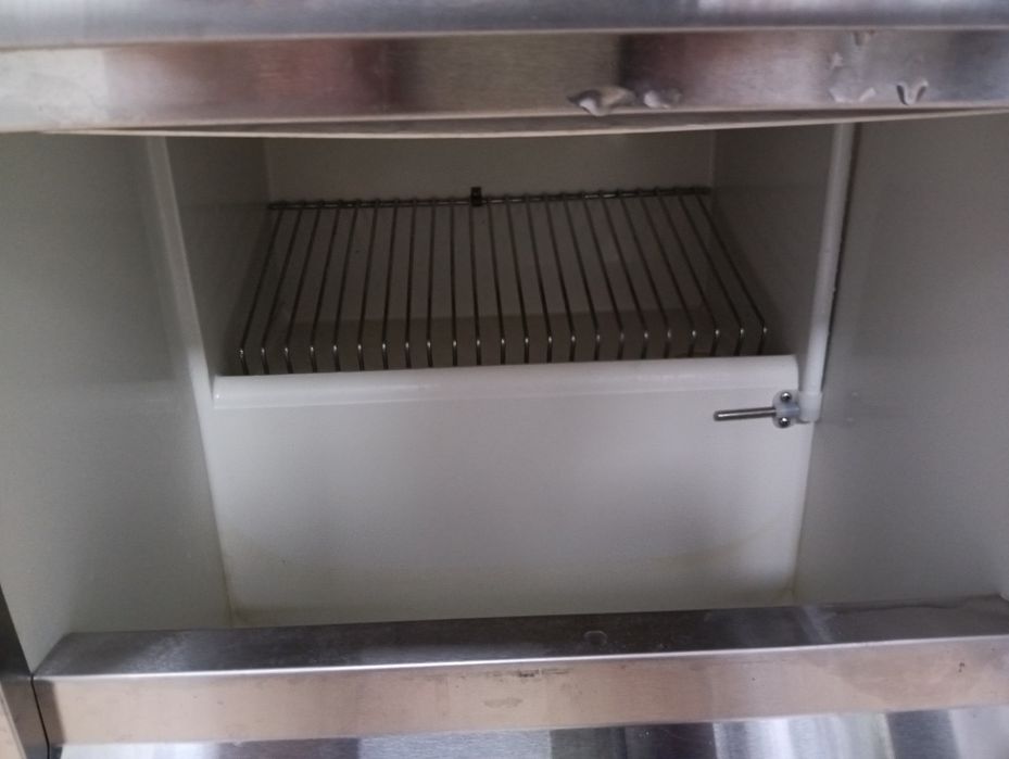 Професионален ледогенератор ICEMAKER 40 литра   с една година гаранция!