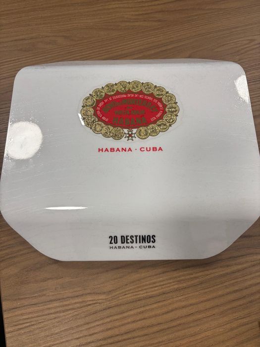 Trabucuri cubaneze fine! Ediție limitată Hoyo de Monterrey Destinos!