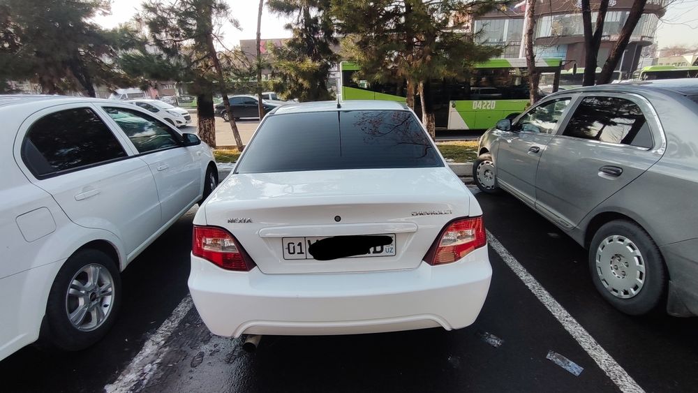 Срочно продается нексия 2