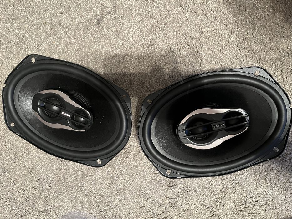 Продам колонки HERTZ