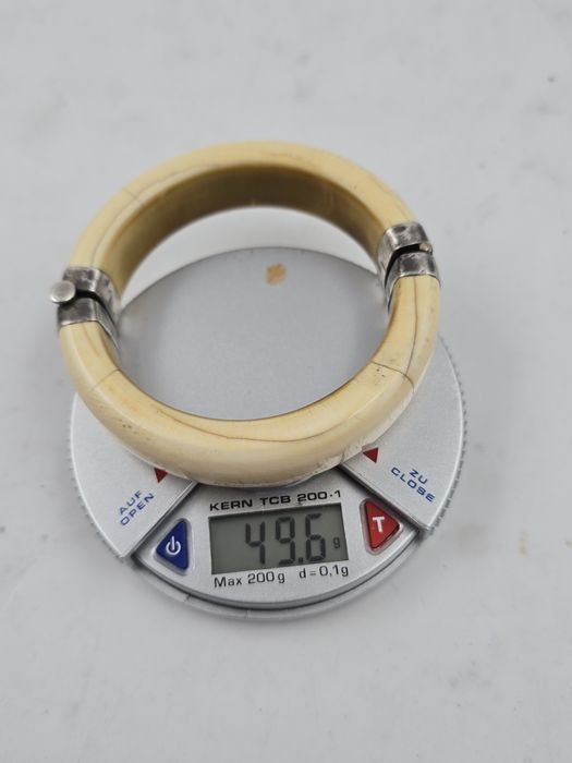 Bratara argint și os