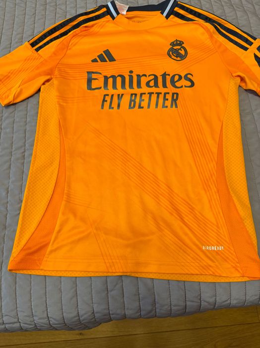 Оригинална тениска на Реал Мадрид
