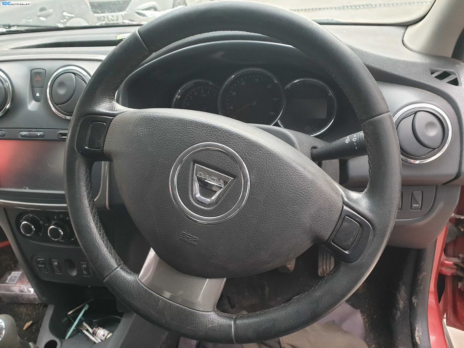 Volan Piele 3 Spite cu Comenzi Fara Airbag Dacia Logan 2 2012 - 2016 [Q0146]
