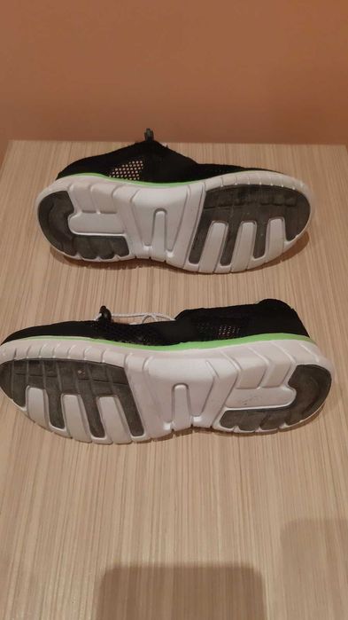 Спортни детски обувки