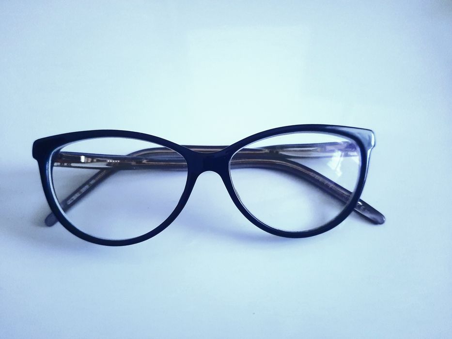 Vând ochelari Gucci model 3643 noi