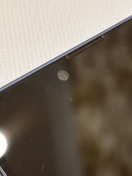Продам Iphone 13
