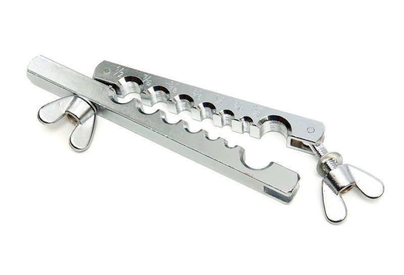 Комплект за ремонт на спирачни тръби с резачка, 14 части hbm