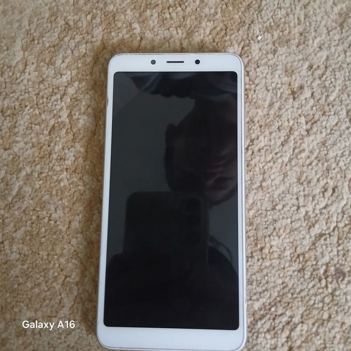 Redmi telefon sotiladi