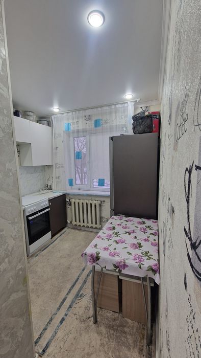 Продаётся 2 комн квартира 2 этаж