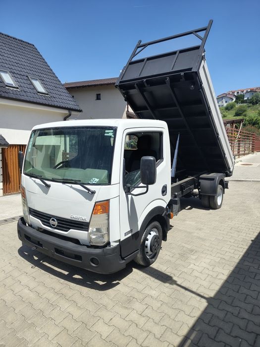 Nissan Cabstar basculabil 2010