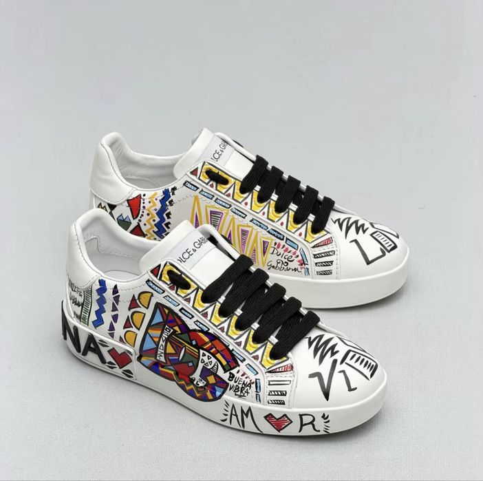 Vand Dolce Gabbana Portofino multicolor noi. Orice marime in stoc. Prin curier trimit doar cu avans inainte!