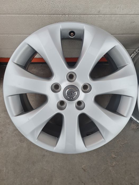Оригинални джанти за ОПЕЛ OPEL R17 5x115 ET44 7J