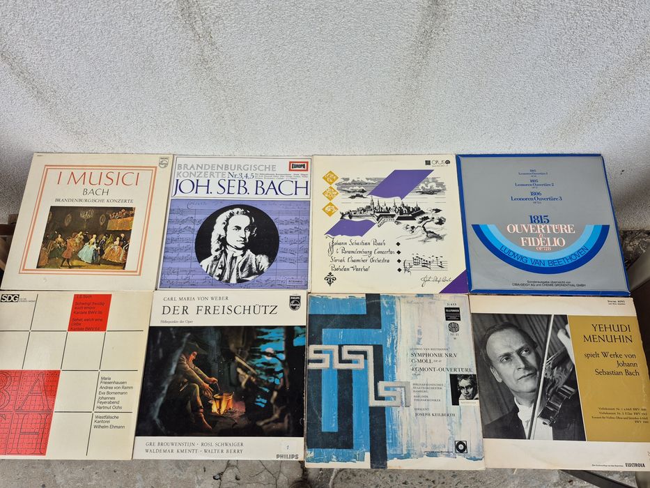 Vând 150LP Discuri Vinil colectie muzica clasica compozitori celebrii