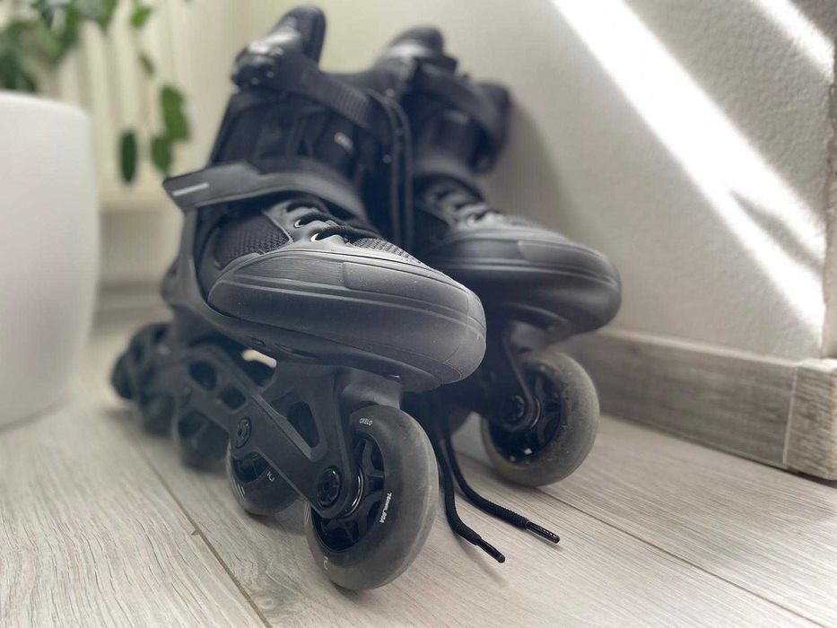 Set Complet Role Adulți Folosite de 2 Ori! Cască + Protecții Incluse!