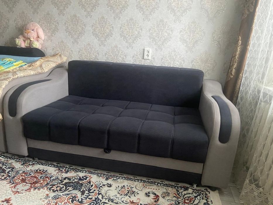 Продам новый диван раскладывается рр 150*150