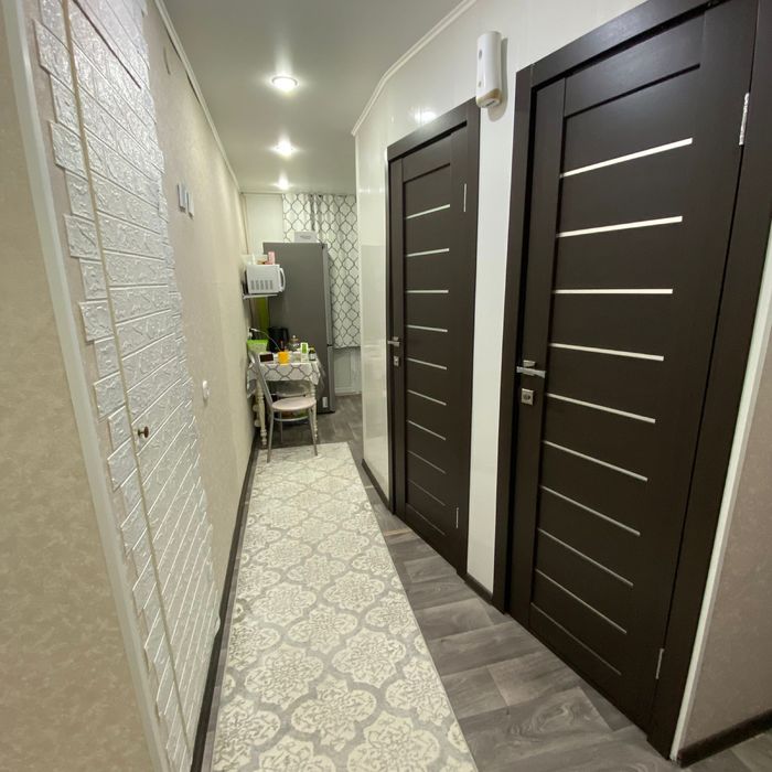 Продам квартиру 3-комнатную