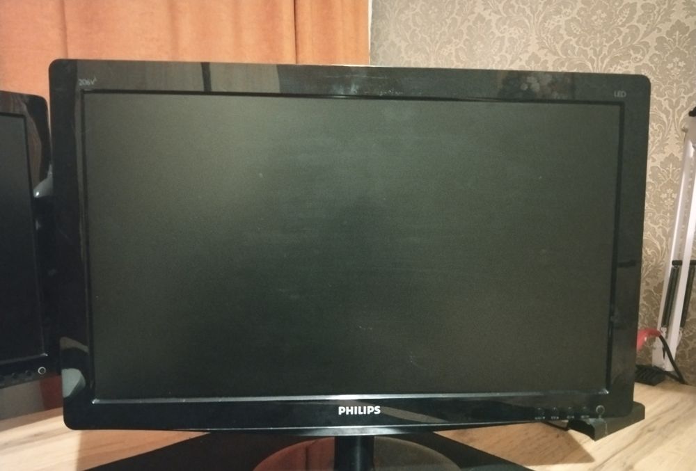 Монитор Philips 20 дюймов