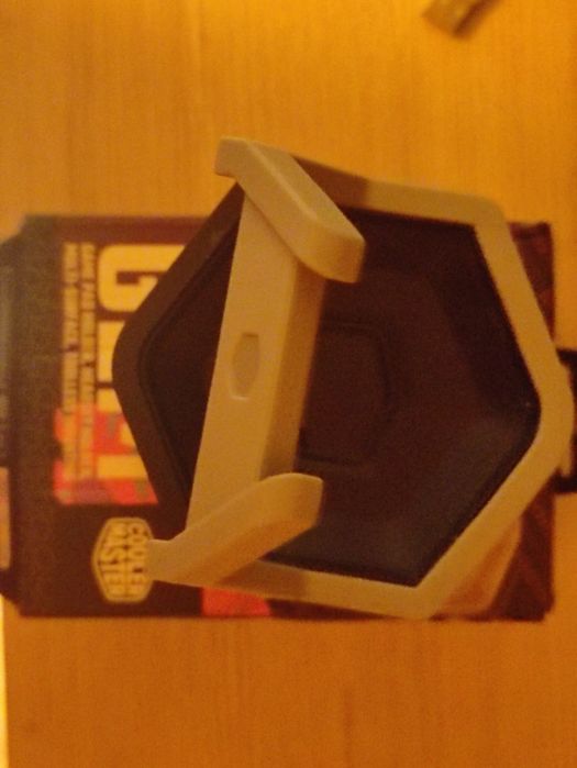 Coolemaster Gem magnetic peripheral holder