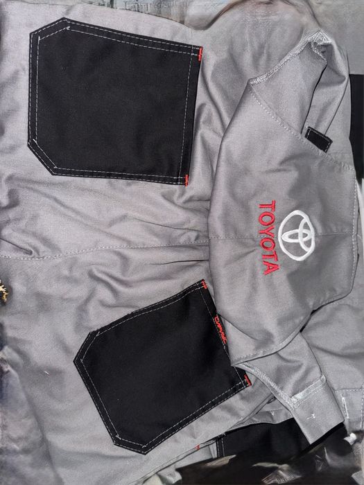 Спецодежда  Toyota