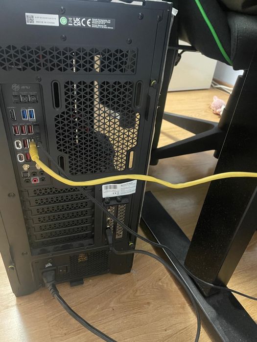 Calculator gaming: PC personalizat cu răcire cu apă iCUE | Intel Core i9- 14900K 24x3.20GHz | 32GB DDR5 | RTX 4090 24GB DLSS 3 | SSD M.2 de 1TB.