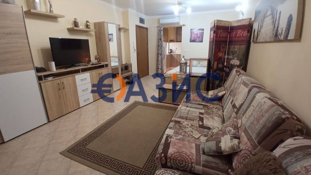 Продава се Едностаен апартамент в Созопол - 57 кв.м за 2018 €/кв.м - Снимка #1