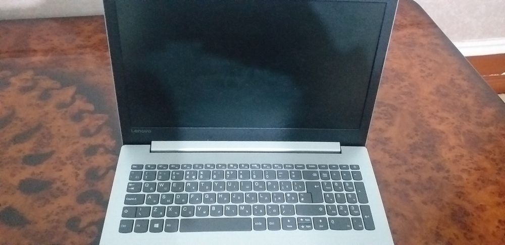 Lenovo   noutbook