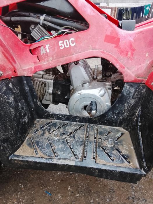 Vând sau schimb ATV 107