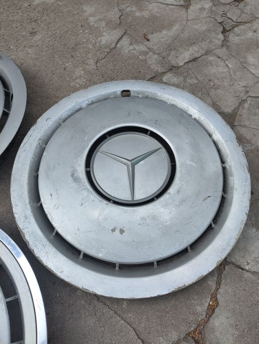 Колпаки Мерседес r15 оригинал 3шт