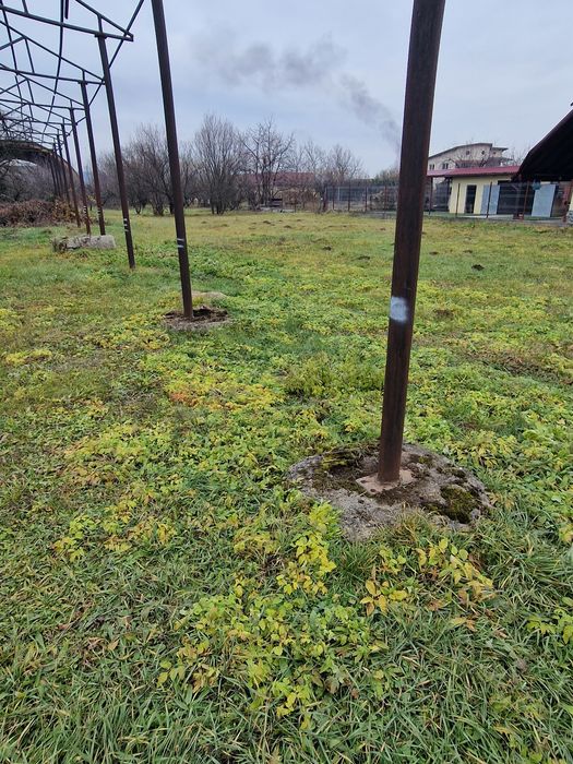 Structură metalică solidă