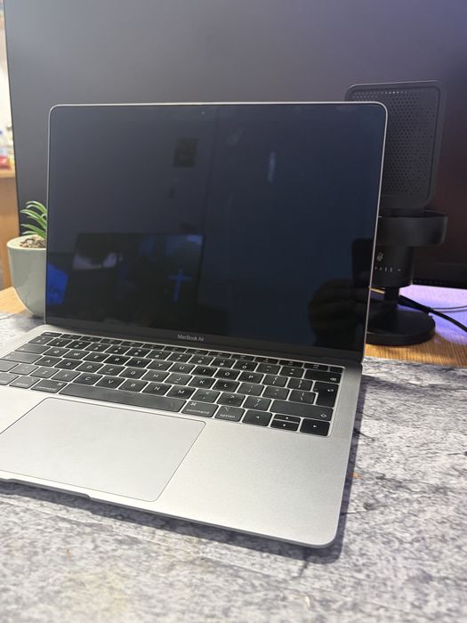 MacBook AIR 2018
